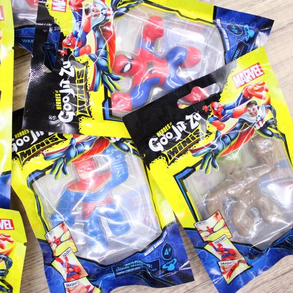Heroes of Goo Jit Zu Minis - Bundle Of 12 Marvel Figure Super Hero Figures NEW - Picture 2 of 8